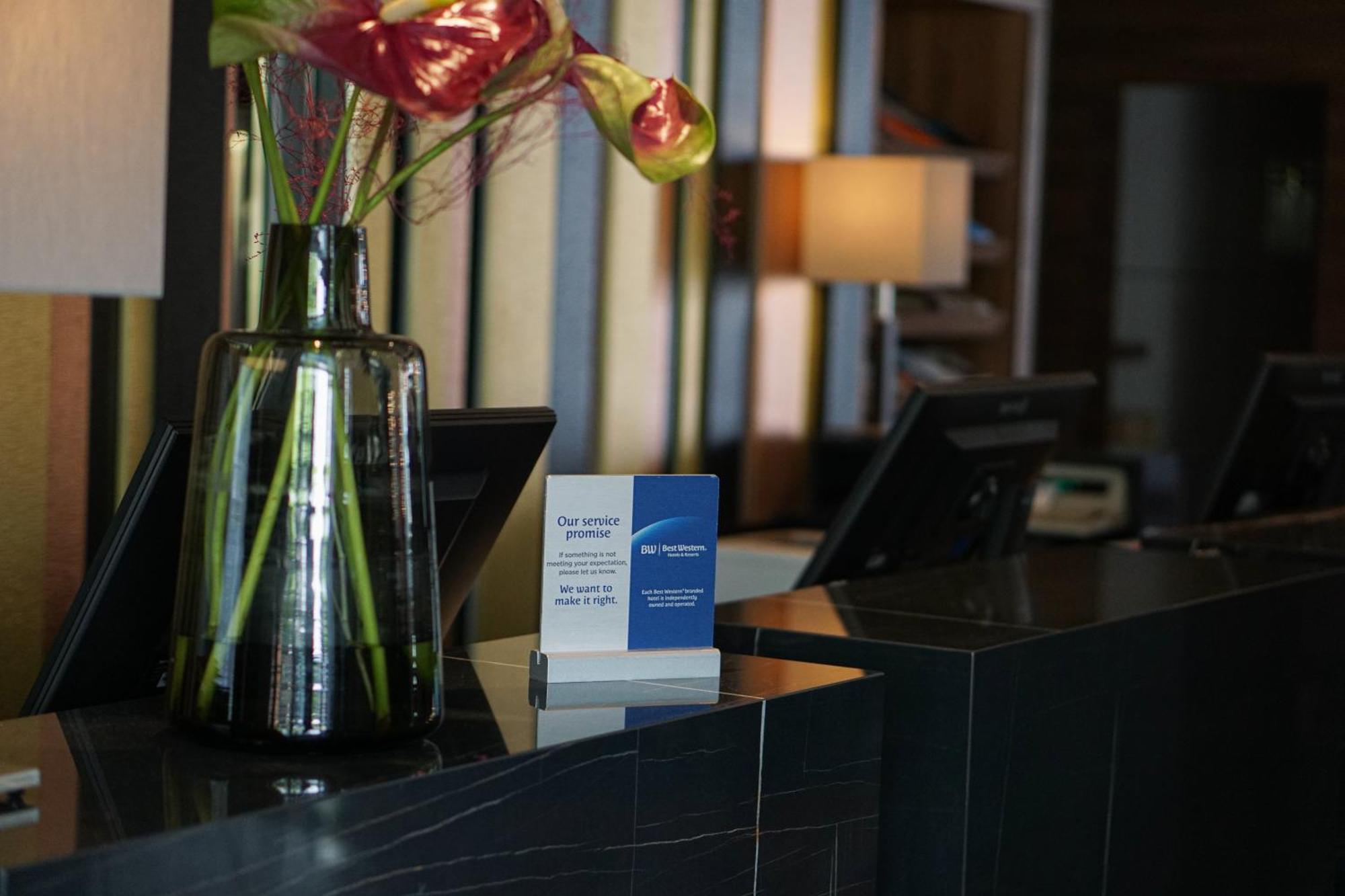 Best Western Plus Delta Park Hotel MHG Eksteriør billede
