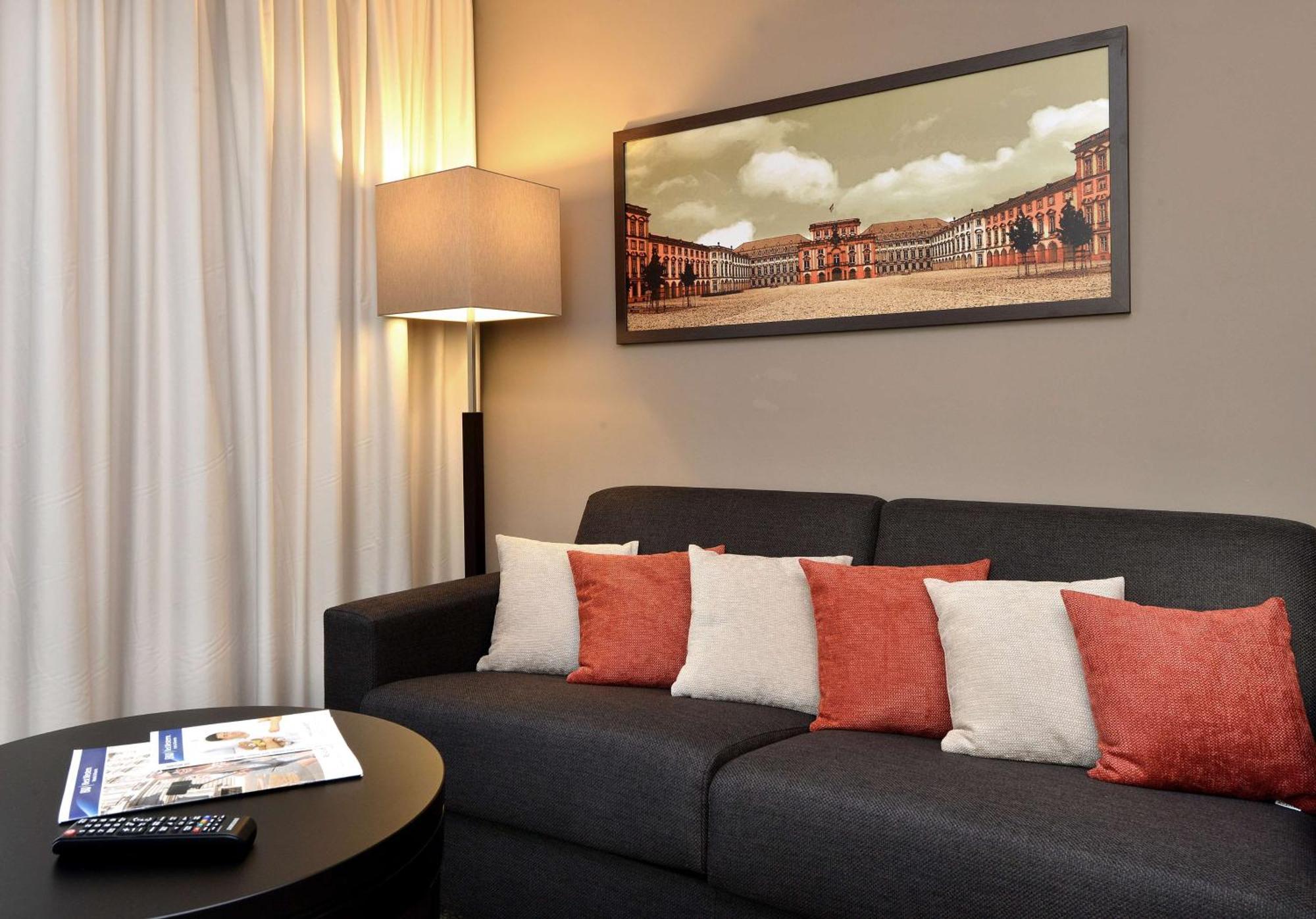 Best Western Plus Delta Park Hotel MHG Eksteriør billede